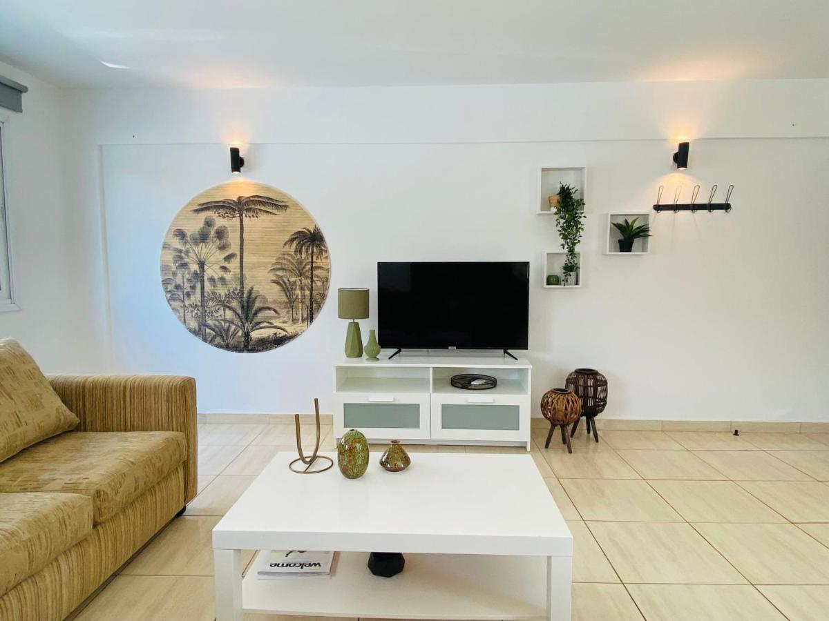 Serena'S 2-Br Apartment In Larnaca Luaran gambar