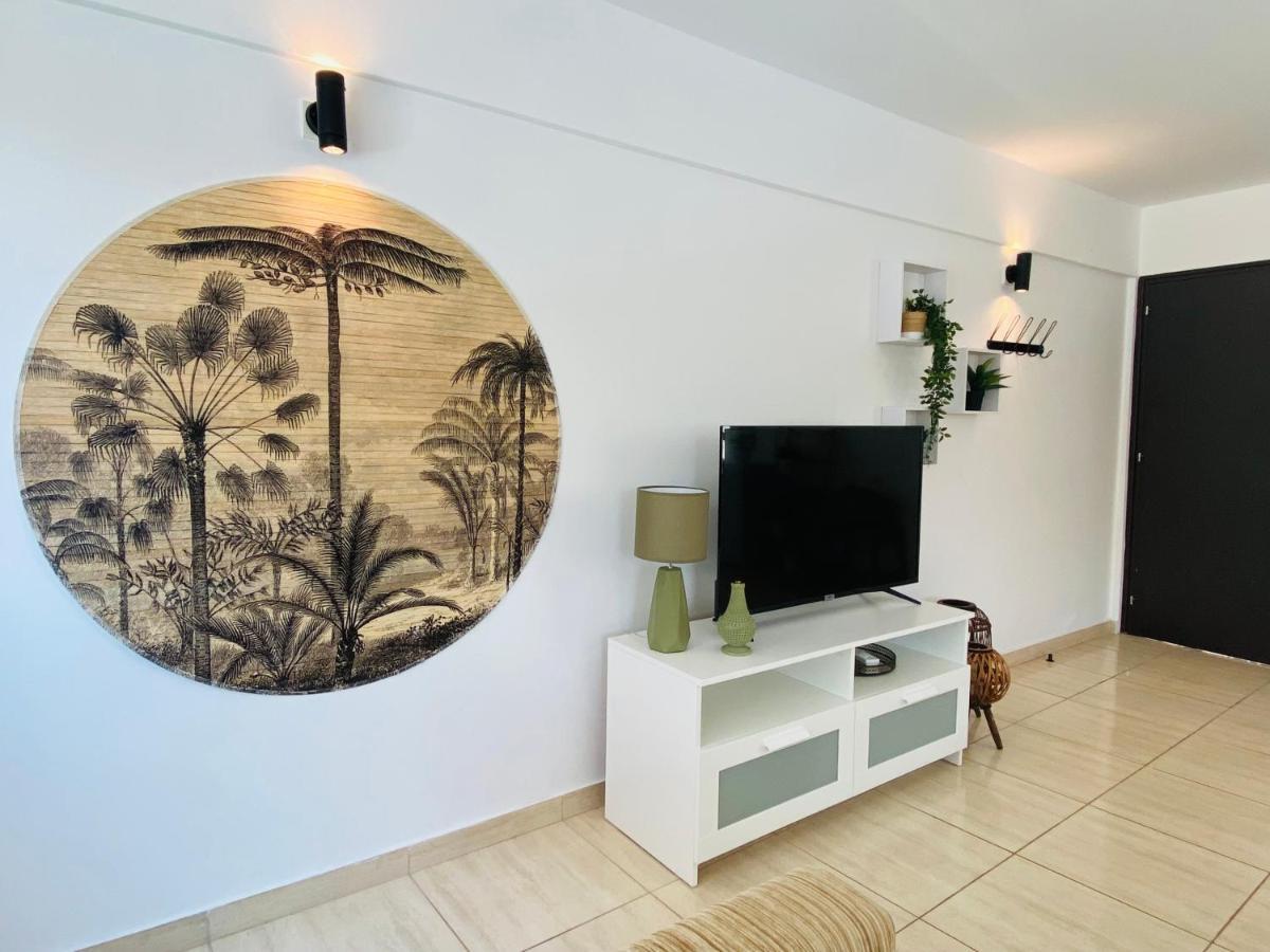 Serena'S 2-Br Apartment In Larnaca Luaran gambar