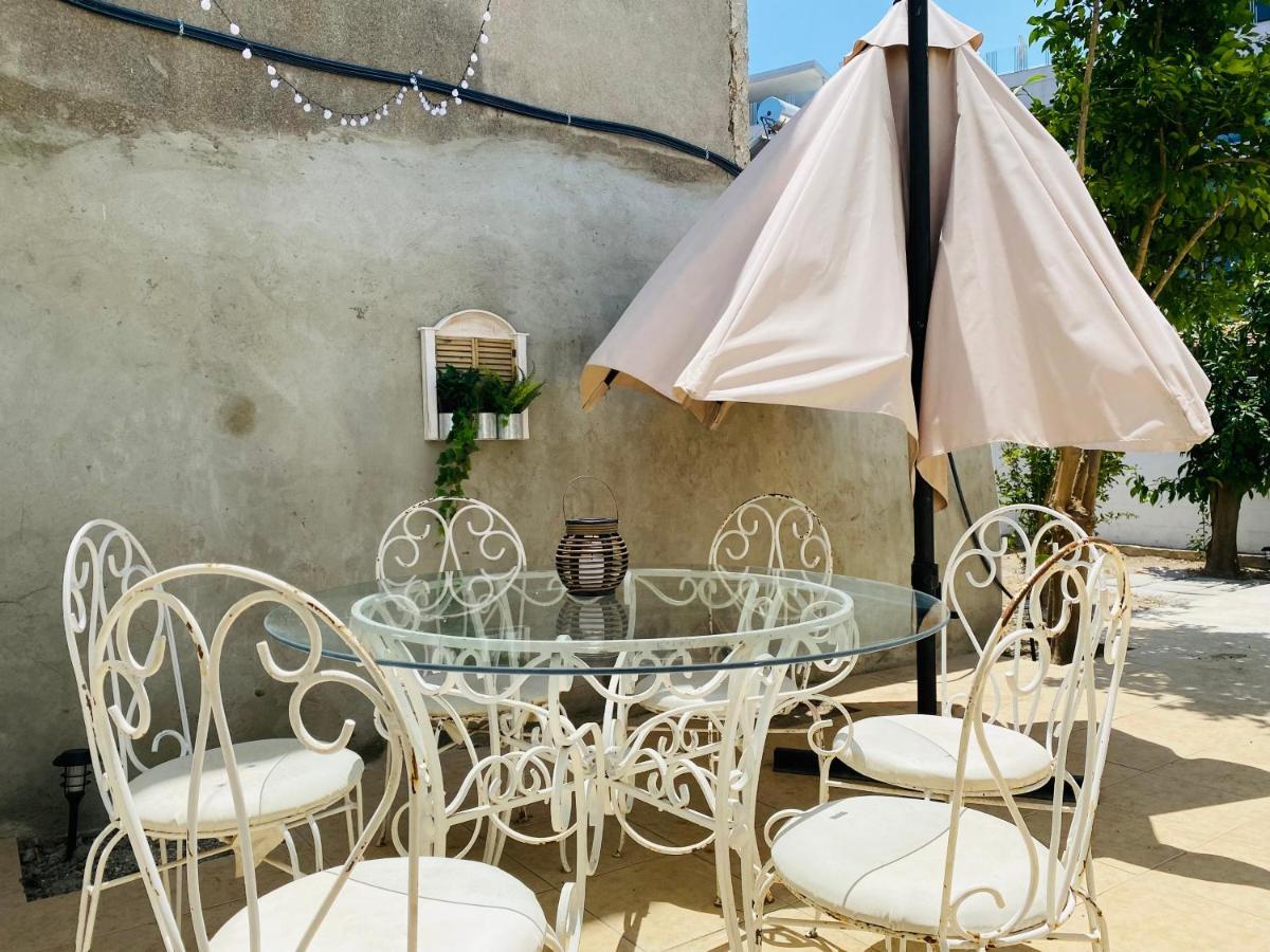 Serena'S 2-Br Apartment In Larnaca Luaran gambar