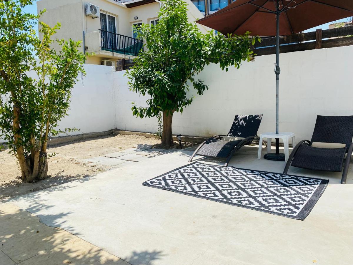 Serena'S 2-Br Apartment In Larnaca Luaran gambar