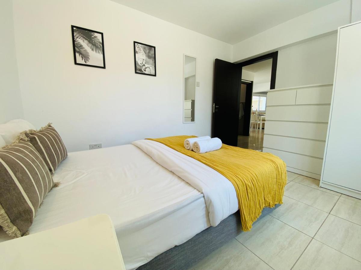 Serena'S 2-Br Apartment In Larnaca Luaran gambar